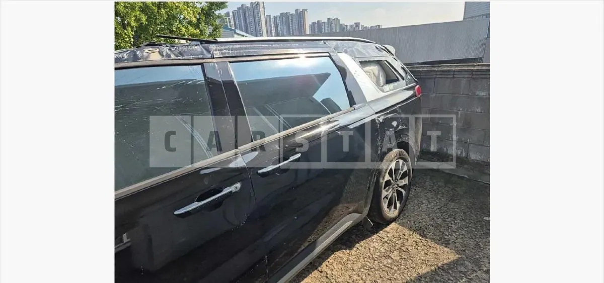 Photo 2 of 21: 2021 Kia Carnivals — Korean insurance auction