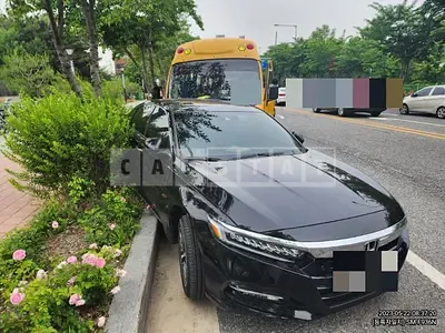 Photo 1 of 10: 2020 Honda Accord Hybrid, VIN 1HGCV3690LA510012 — Korean insurance auction