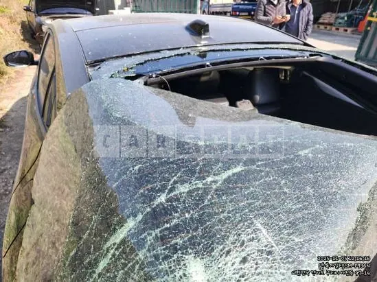 Photo 2 of 15: 2024 Toyota Prius — Korean insurance auction