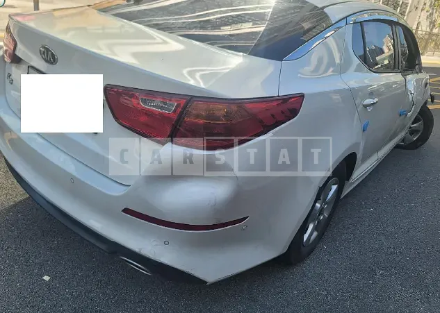 Photo 2 of 8: 2015 Kia K5, VIN KNAGN418BFA585458 — Korean insurance auction