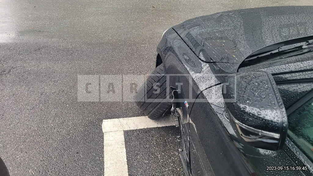 Photo 2 of 24: 2023 BMW i4, VIN WBY71AW02PFP39630 — Korean insurance auction