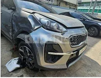Photo 2 of 19: 2020 Kia Sportage The Bold Sportage (D) 2.0 2WD Prestige, VIN KNAPN813BMK902075 — Korean insurance auction
