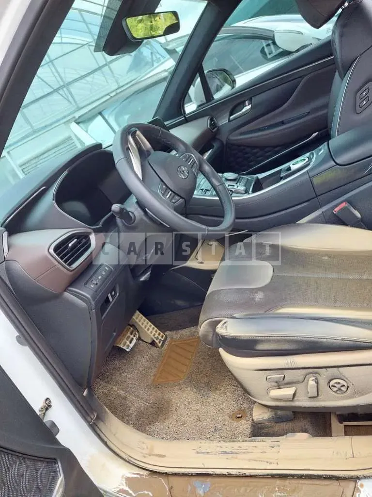 Photo 3 of 3: 2021 Hyundai Santa Fe, VIN KMHS381HGMU309772 — Korean insurance auction