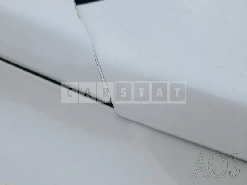 Photo 2 of 8: 2015 Hyundai Santa Fe, VIN KMHSW81UBGU579536 — Korean insurance auction