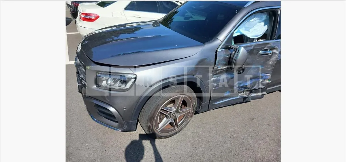 Photo 2 of 15: 2024 Mercedes-Benz GLB 250 4Matic — Korean insurance auction