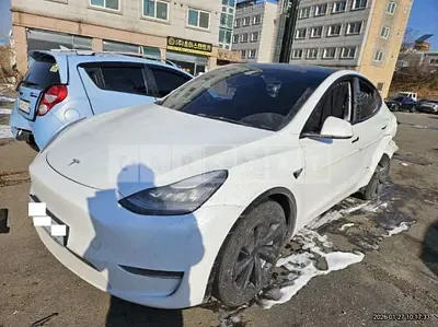 2021 Tesla Model Y LongRange