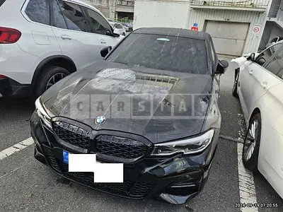 Photo 1 of 26: 2022 BMW 320i — Korean insurance auction