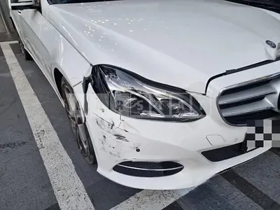 Photo 1 of 9: 2016 Mercedes-Benz E250 BlueTec 4Matic, VIN WDDHF9HB6GB270012 — Korean insurance auction