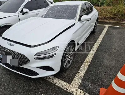 2024 GENESIS G70 2.5T 4WD