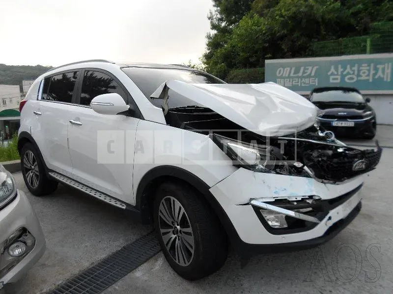 Photo 2 of 22: 2015 Kia Sportage, VIN KNAPE813BFK707785 — Korean insurance auction