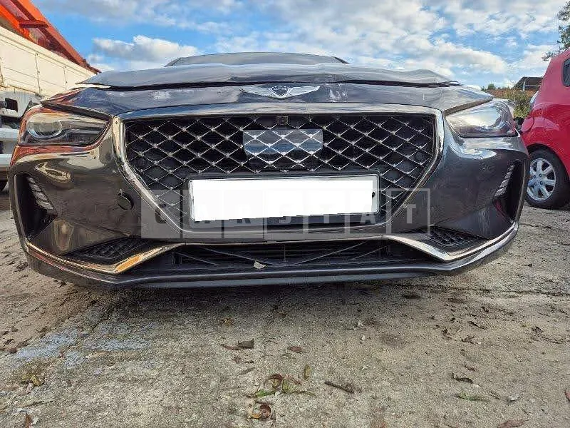 Photo 2 of 12: 2018 Genesis G70, VIN KMTG341ADKU028911 — Korean insurance auction