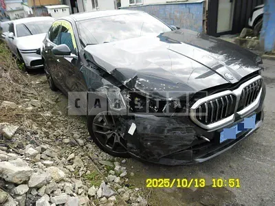 Photo 1 of 18: 2023 BMW i5 eDrive40, VIN WBY31FK06RCP91834 — Korean insurance auction