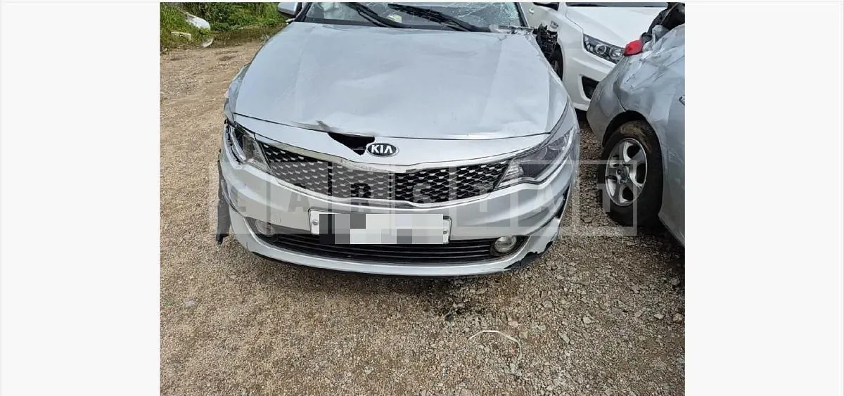 Photo 2 of 15: 2016 Kia K5 LPG — Korean insurance auction