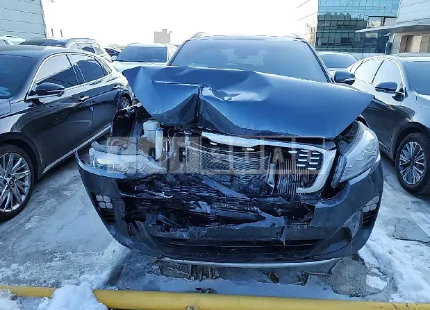 Photo 2 of 39: 2018 Kia Sorento, VIN KNAPH81BDJA448411 — Korean insurance auction