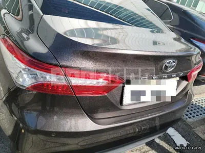 Photo 1 of 16: 2018 Toyota Camry, VIN JTNB11HK0J3071681 — Korean insurance auction