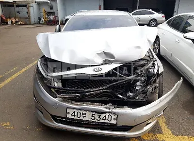 Photo 1 of 19: 2015 Kia K5, VIN KNAGN418BFA624930 — Korean insurance auction