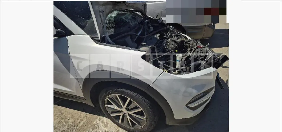 Photo 2 of 15: 2016 Hyundai Tucson — Korean insurance auction