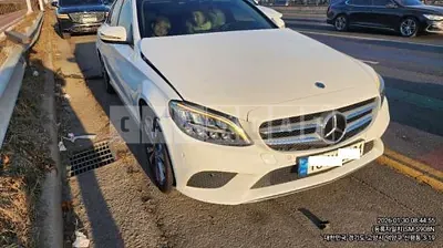 Photo 1 of 13: 2021 Mercedes-Benz C220d 4Matic, VIN W1KWF1FB7MR638213 — Korean insurance auction