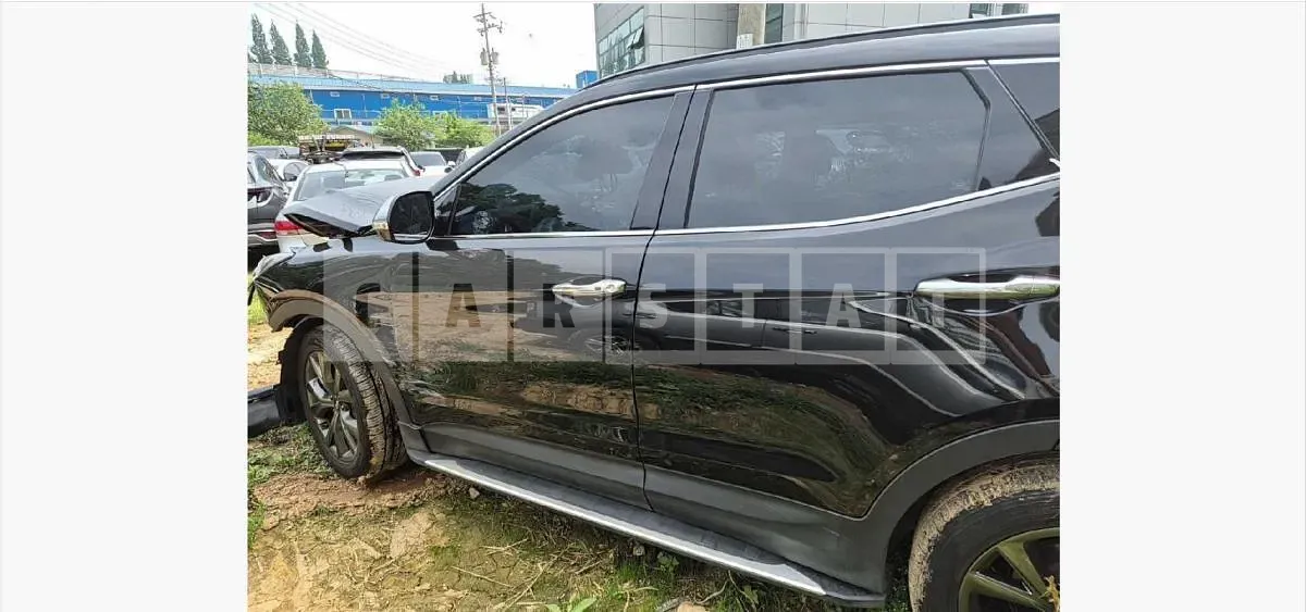 Photo 2 of 17: 2016 Hyundai Santa Fe DM 4WD — Korean insurance auction