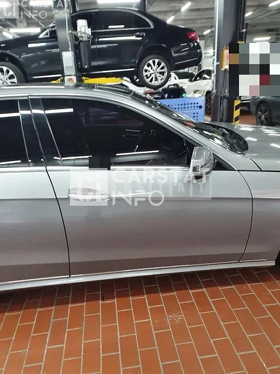 Photo 2 of 13: 2015 Mercedes-Benz Evangement E300 4Matic, VIN WDDHF8BB6FB133086 — Korean insurance auction