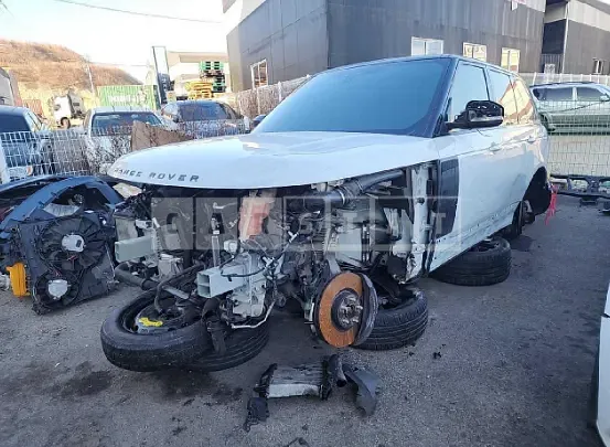 Photo 2 of 50: 2018 Land Rover Range Rover 4.4d, VIN SALGA2BJ8JA511439 — Korean insurance auction