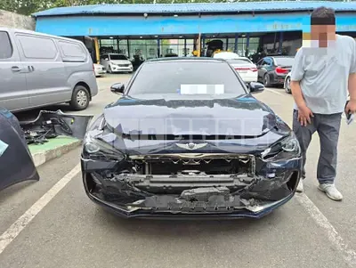 Photo 1 of 20: 2017 Genesis G70 3.3T AWD — Korean insurance auction