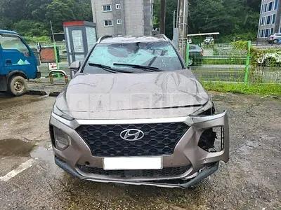 Photo 1 of 7: 2019 Hyundai Santa Fe, VIN KMHS281BBKU000661 — Korean insurance auction