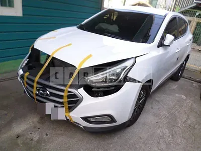Photo 1 of 15: 2014 Hyundai Tucson ix — Korean insurance auction