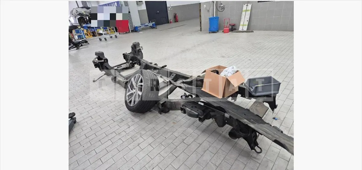 Photo 2 of 2: 2021 Mercedes-Benz (parts) G400 d Frame Body — Korean insurance auction