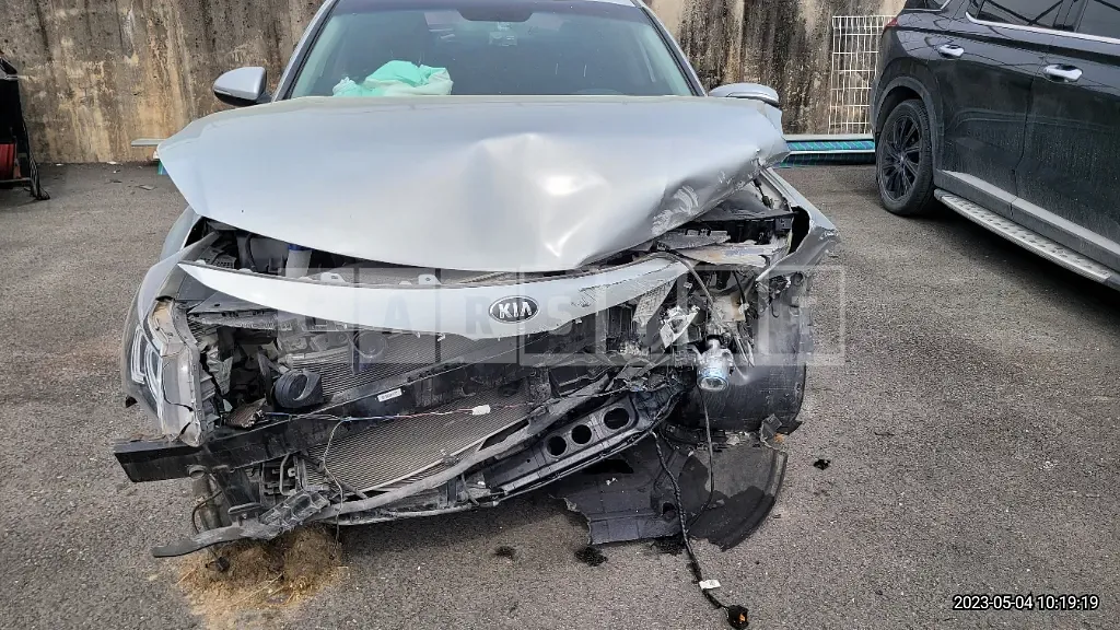 Photo 2 of 7: 2018 Kia K5 2.0 LPI — Korean insurance auction