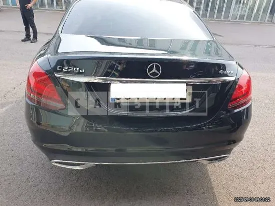 Photo 2 of 22: 2019 Mercedes-Benz C220d 4Matic — Korean insurance auction