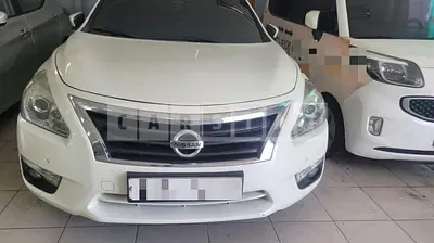 Photo 1 of 11: 2016 Nissan Altima 2.5 — Korean insurance auction