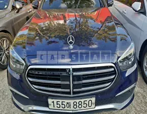 Photo 2 of 24: 2021 Mercedes-Benz E300 e 4Matic — Korean insurance auction