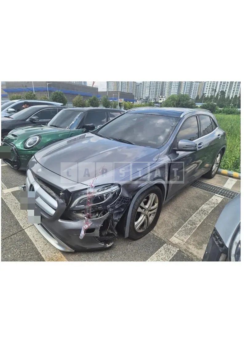 Photo 2 of 11: 2016 Mercedes-Benz GLA200 d 4Matic — Korean insurance auction