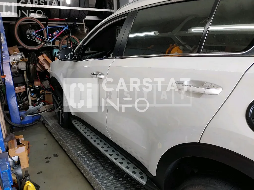 Photo 2 of 13: 2015 Kia Sportage 2.0, VIN KNAPR813BGK032655 — Korean insurance auction