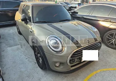 Photo 1 of 30: 2019 MINI Cooper D — Korean insurance auction