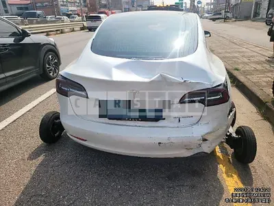 Photo 1 of 6: 2020 Tesla Model 3 Long Range — Korean insurance auction