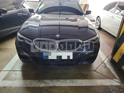 Photo 1 of 17: 2020 BMW 320i M Sport Package, VIN WBA5X5108LFK04444 — Korean insurance auction