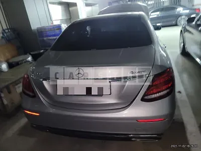 Photo 1 of 48: 2017 Mercedes-Benz E 400 4MAIC, VIN WDDZF6GB9HA219678 — Korean insurance auction