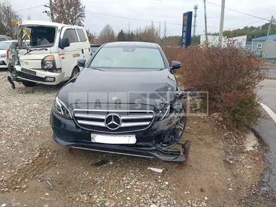 Photo 1 of 13: 2019 Mercedes-Benz E300, VIN WDDZF4JBXKA688816 — Korean insurance auction