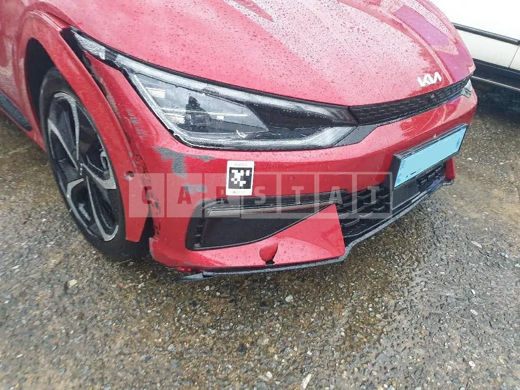 Photo 2 of 25: 2022 Kia EV6, VIN KNAC581CPNA057322 — Korean insurance auction