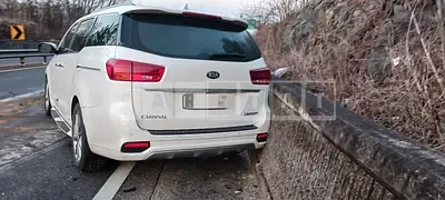 Photo 1 of 12: 2020 Kia Carnival Limousine, VIN KNAMB81ABLS664437 — Korean insurance auction