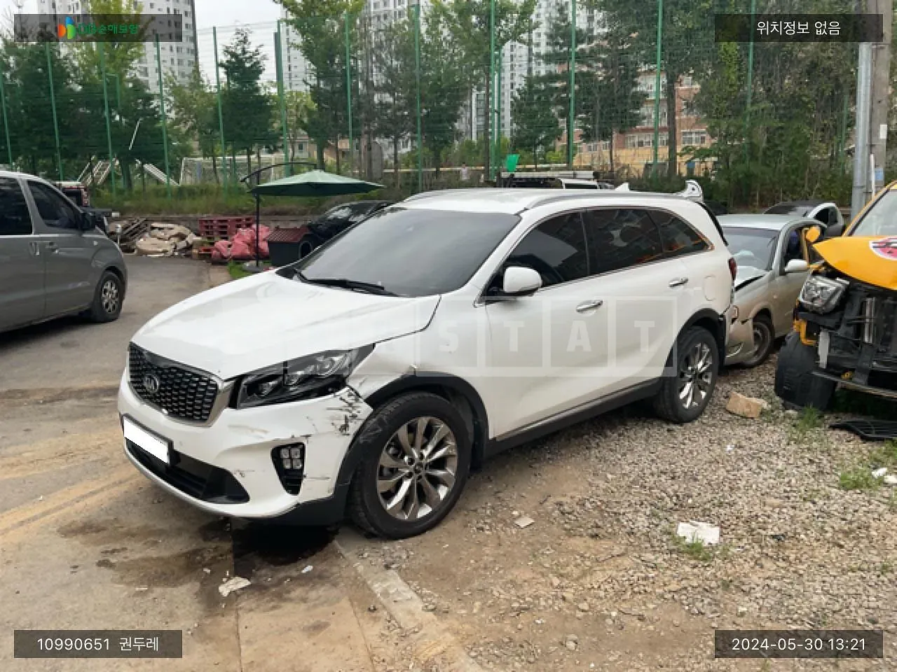 Photo 2 of 15: 2018 Kia Sorento /Sorrento, VIN KNAPH81BBKA470904 — Korean insurance auction
