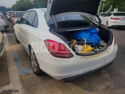 Photo 1 of 9: 2018 Mercedes-Benz C 200d, VIN WDDWF3HB0JR340719 — Korean insurance auction