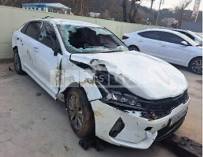 Photo 1 of 41: 2022 Kia K5, VIN KNAG141JBNA025481 — Korean insurance auction