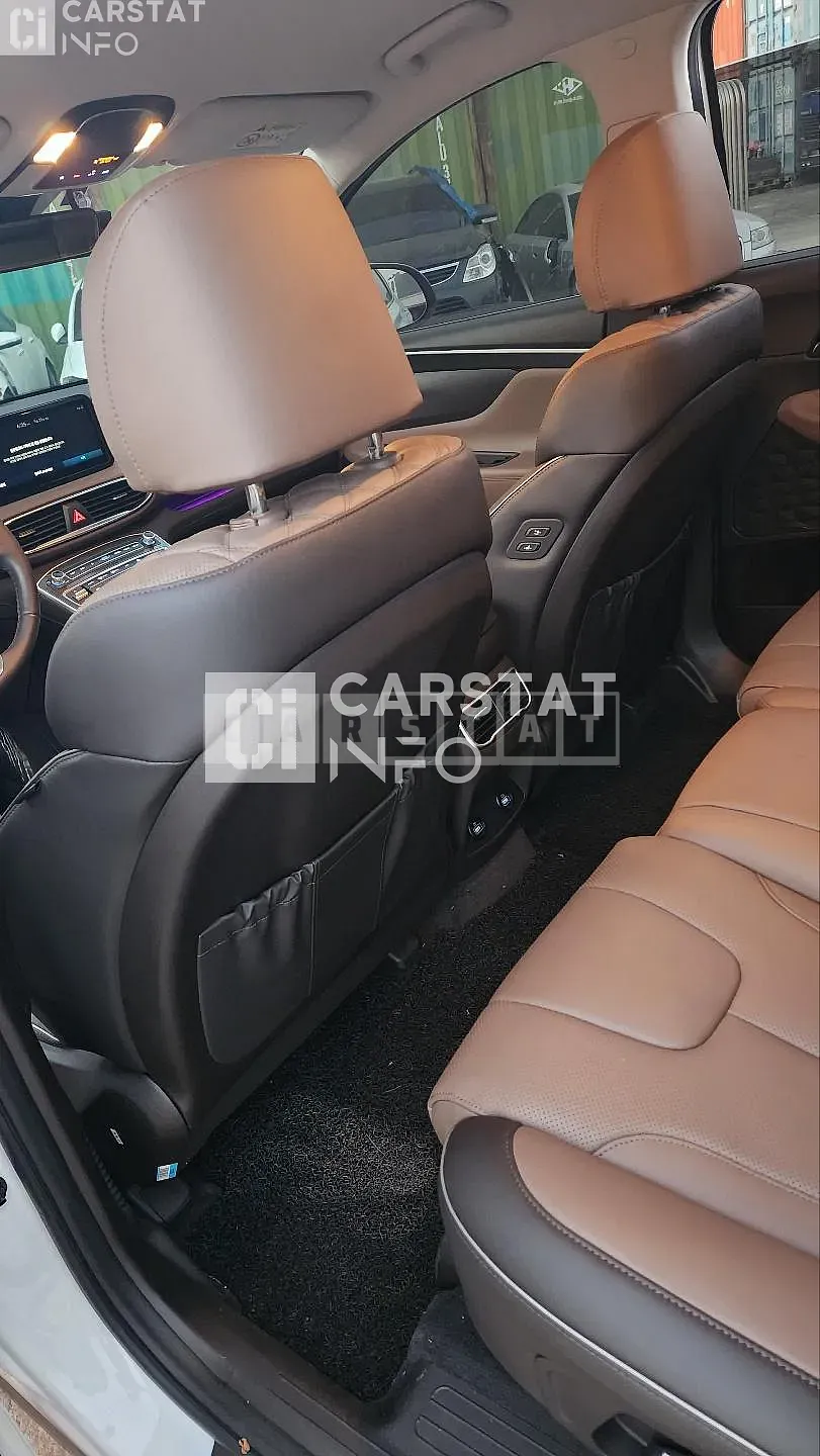 Photo 2 of 17: 2021 Hyundai Santa Fe — Korean insurance auction