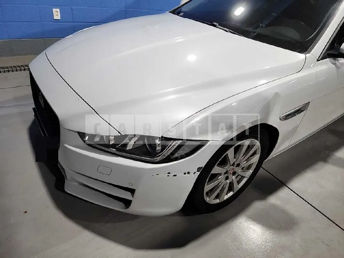 Photo 2 of 15: 2015 Jaguar XE 2.0T, VIN SAJAB4BG5GA902441 — Korean insurance auction
