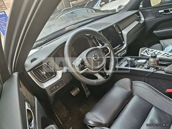 Photo 2 of 24: 2021 Volvo XC60 T8AWD — Korean insurance auction