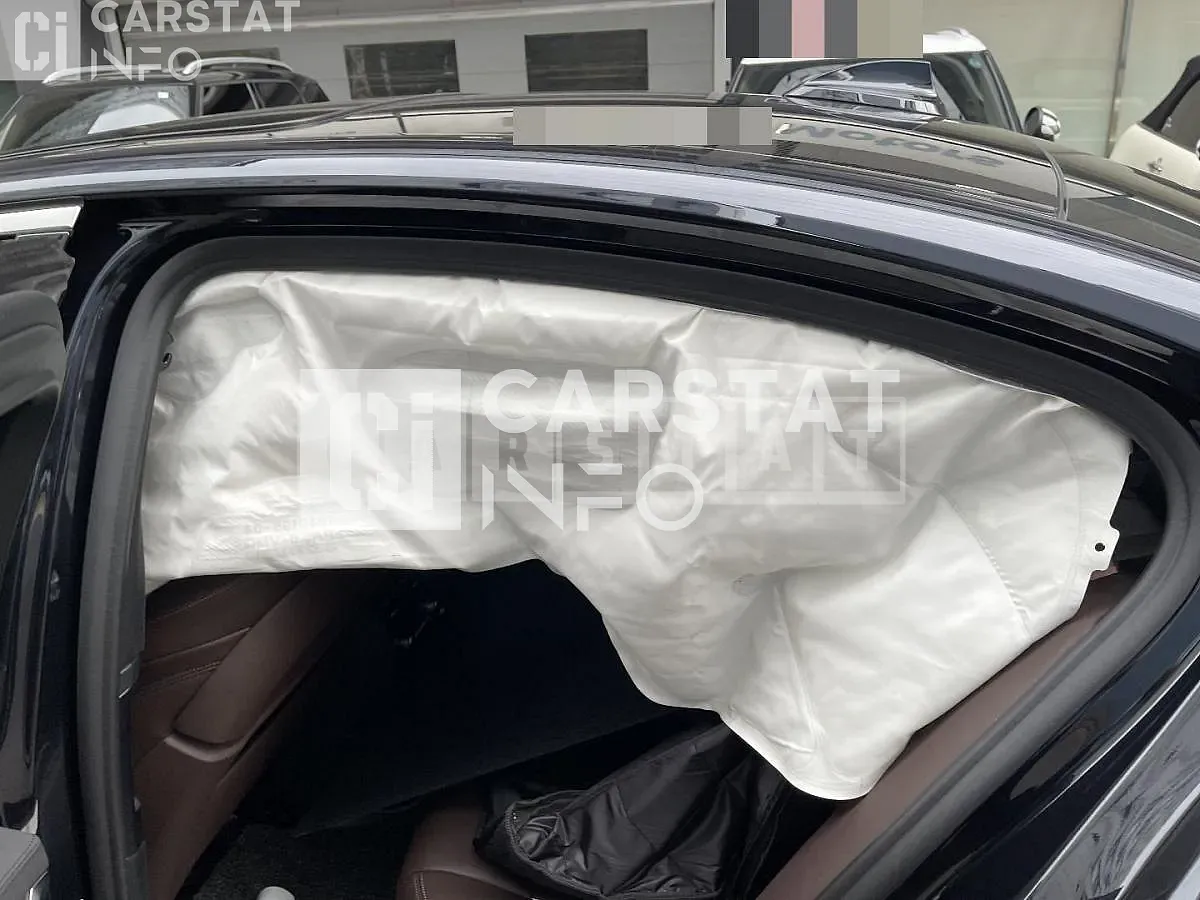Photo 2 of 24: 2020 BMW 540i xDrive M Sport Package, VIN WBAJS3101LCE31187 — Korean insurance auction