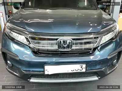 Photo 1 of 37: 2019 Honda Pilot, VIN 5FNYF6860KB200418 — Korean insurance auction